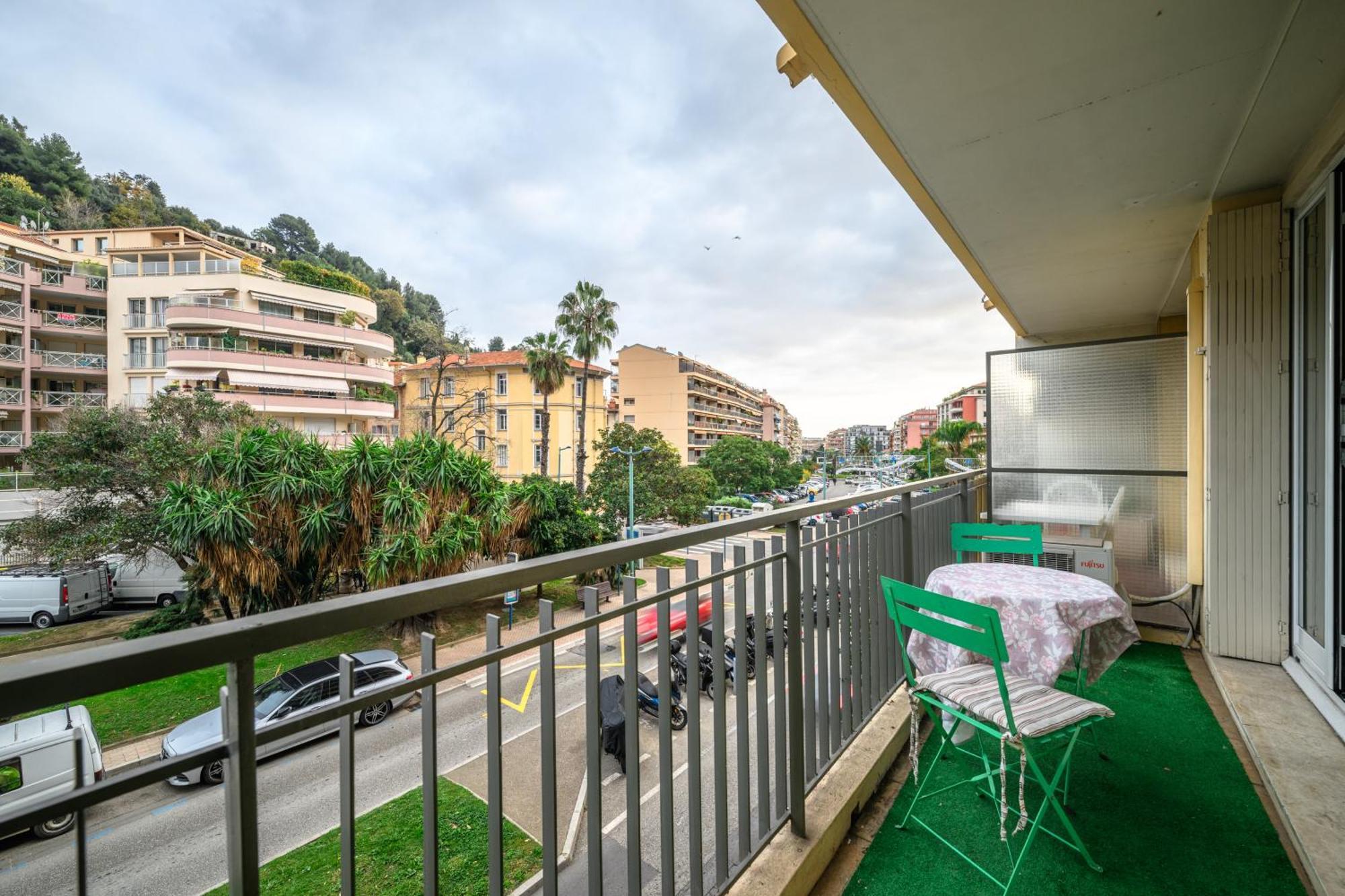 Apartament Le Landelle - Centre- Climatisation -Proche Gare Sncf Mentona Zewnętrze zdjęcie